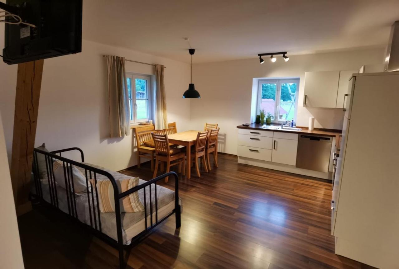 Niedergerner Alpaka Ranch Apartment Haiming Luaran gambar